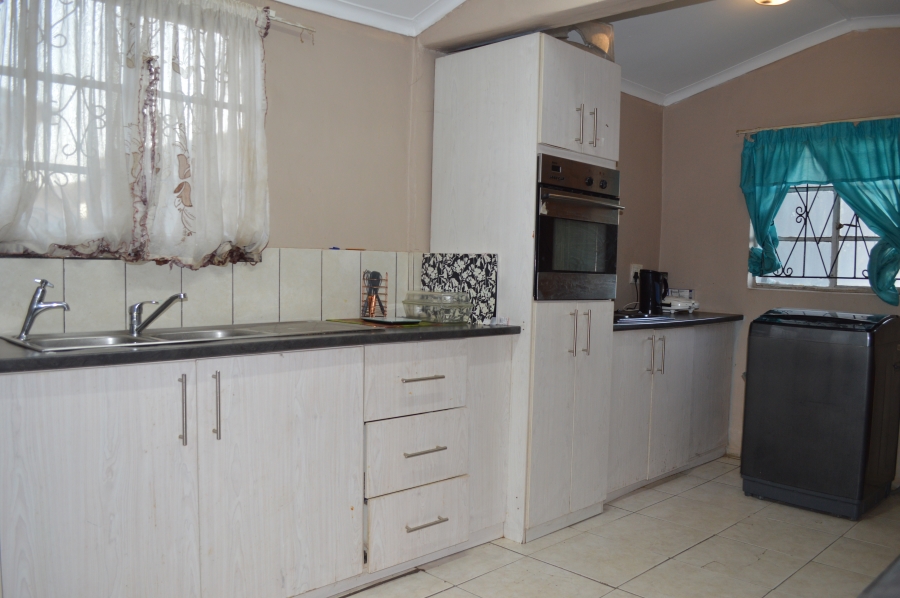 3 Bedroom Property for Sale in Mlungisi Eastern Cape